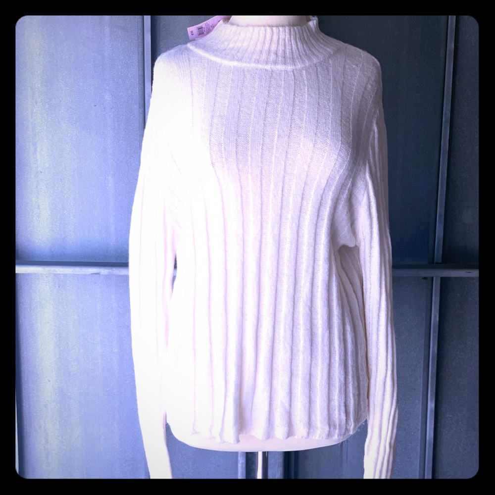 Wild Fable Women’s Sweater